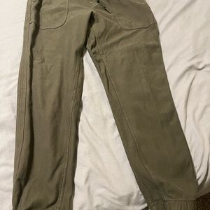 Athleta Farallon jogger size Medium green. Used in great condition.